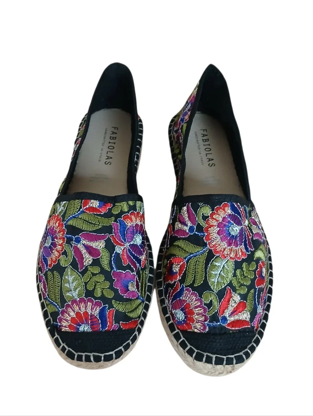 NWOB Fabiolas Handcrafted In Spain Floral Embroidered Espadrilles 8.5/39 Bohemia